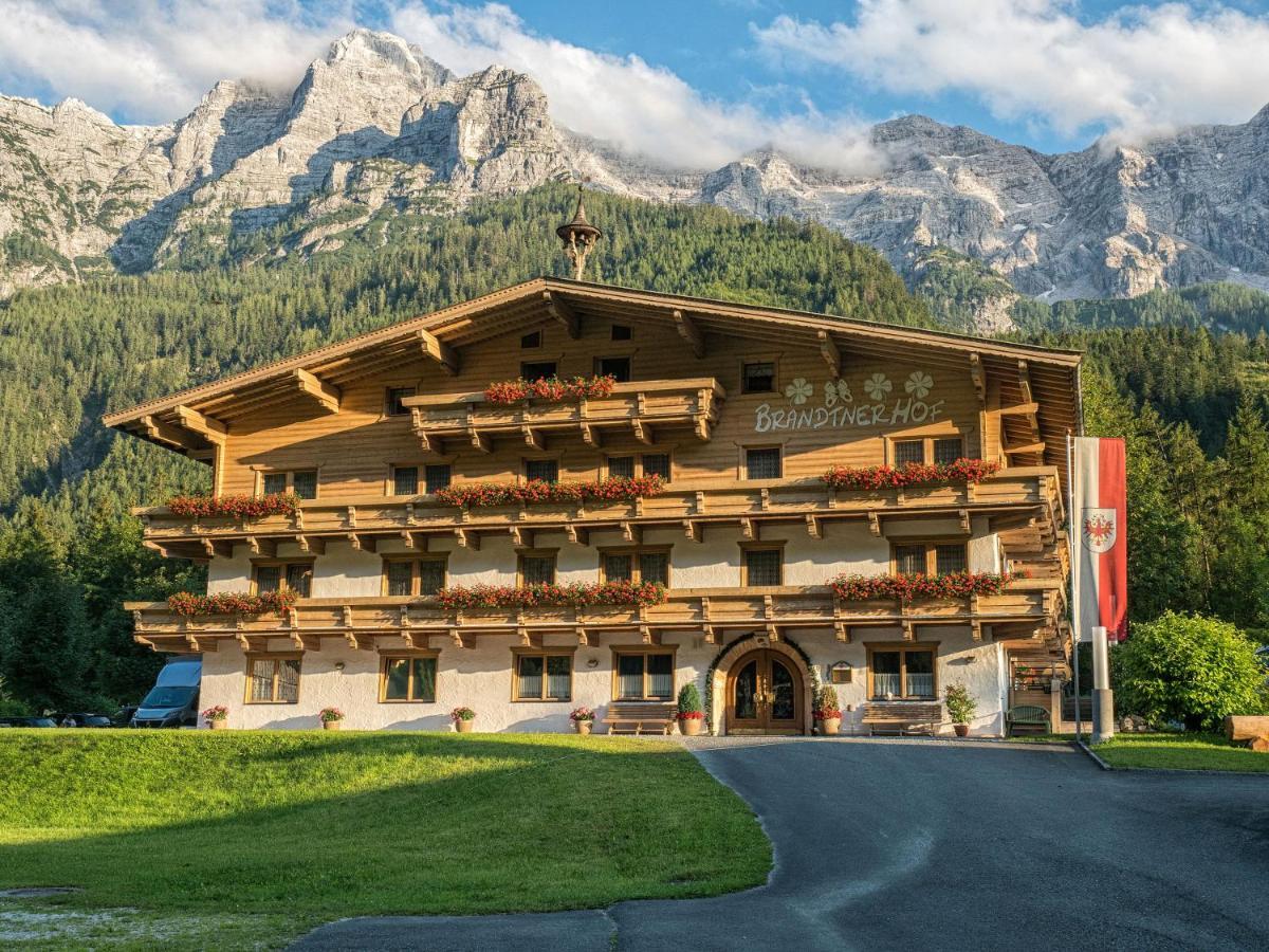 Aparthotel Brandtnerhof Betriebe à Waidring Extérieur photo